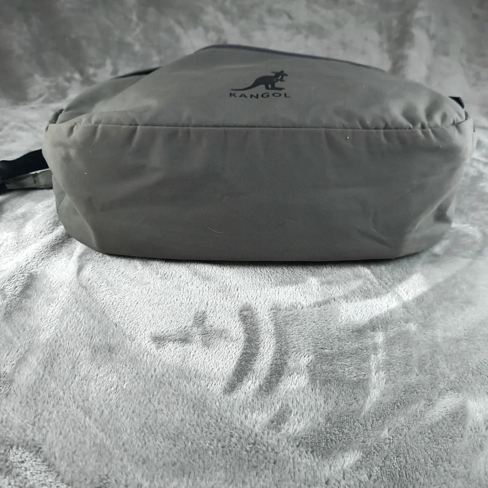 Kangol Messenger Bag Gray Travel Commuter‎ Day Pack Backpack Kangaroo Crossbody